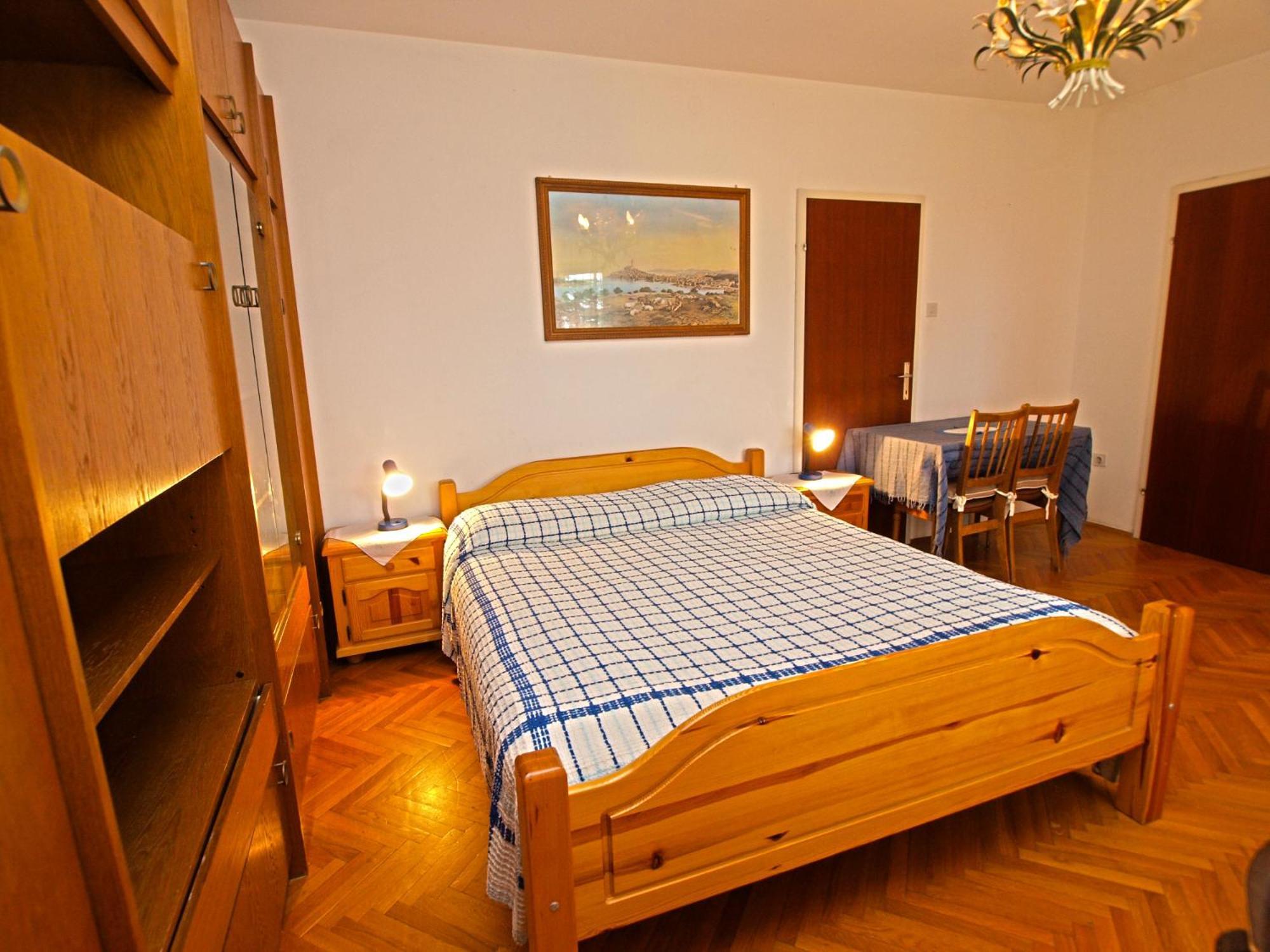 Rooms Milan 1370 Ровинь Экстерьер фото