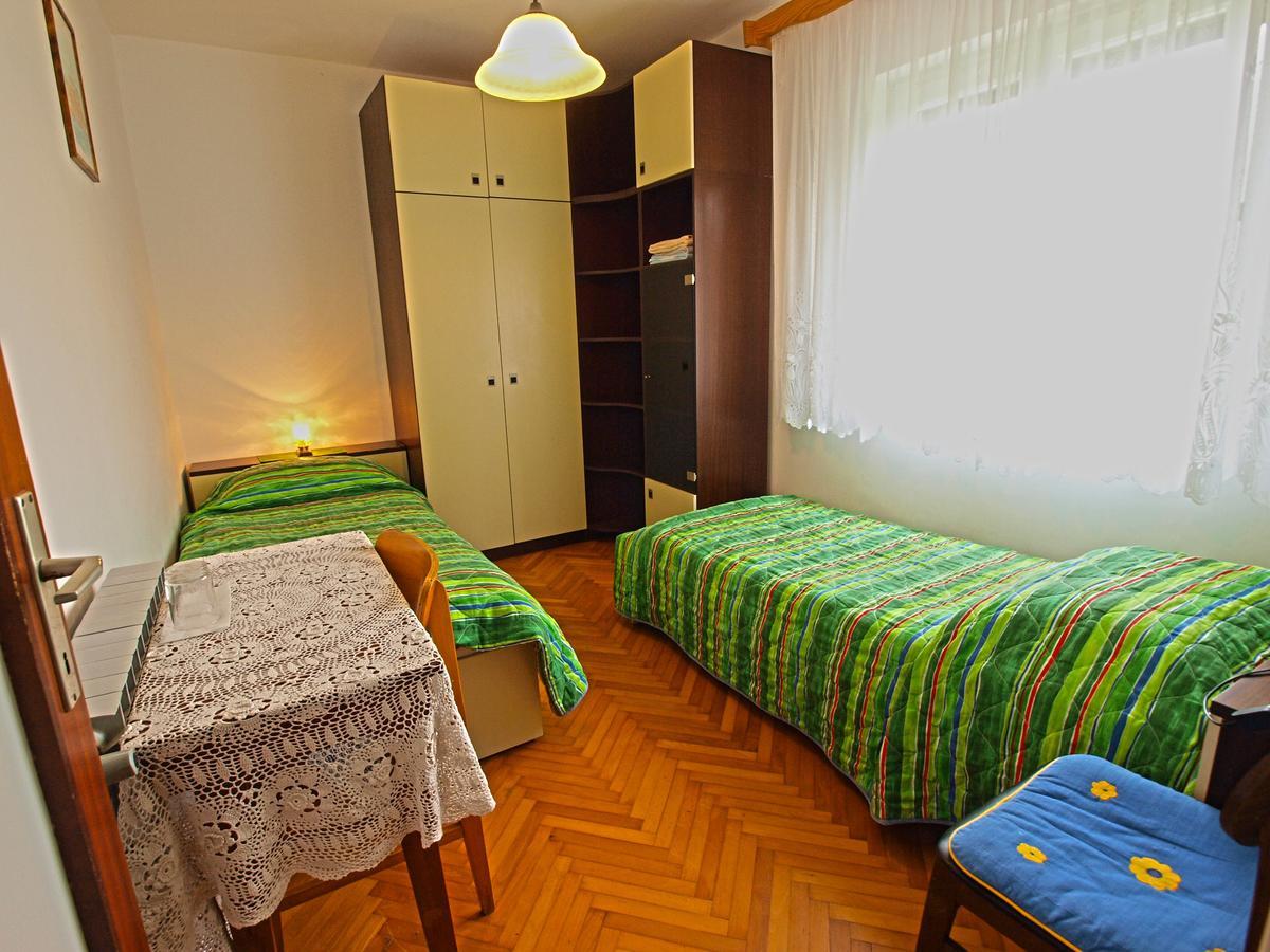 Rooms Milan 1370 Ровинь Экстерьер фото
