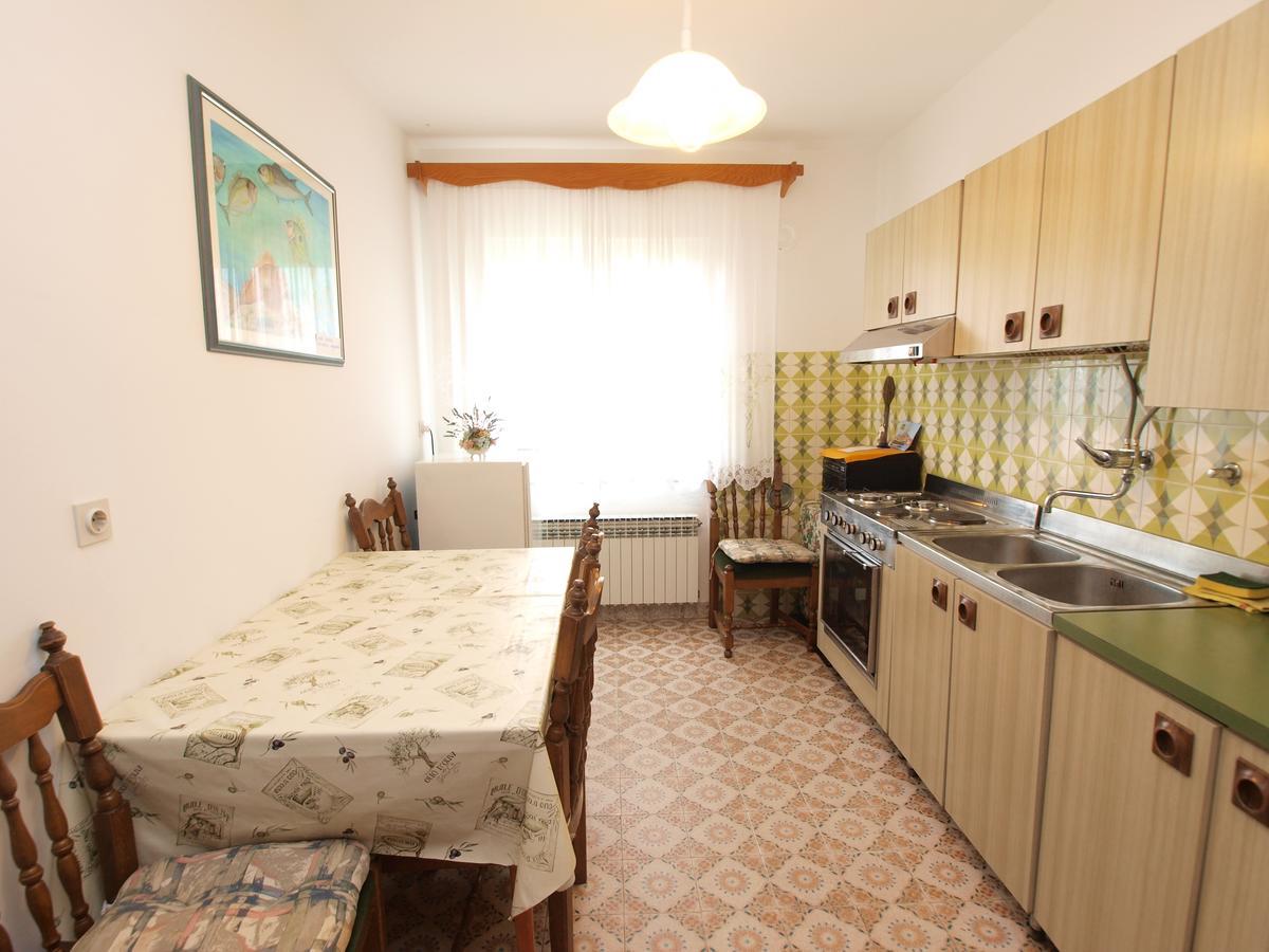 Rooms Milan 1370 Ровинь Экстерьер фото