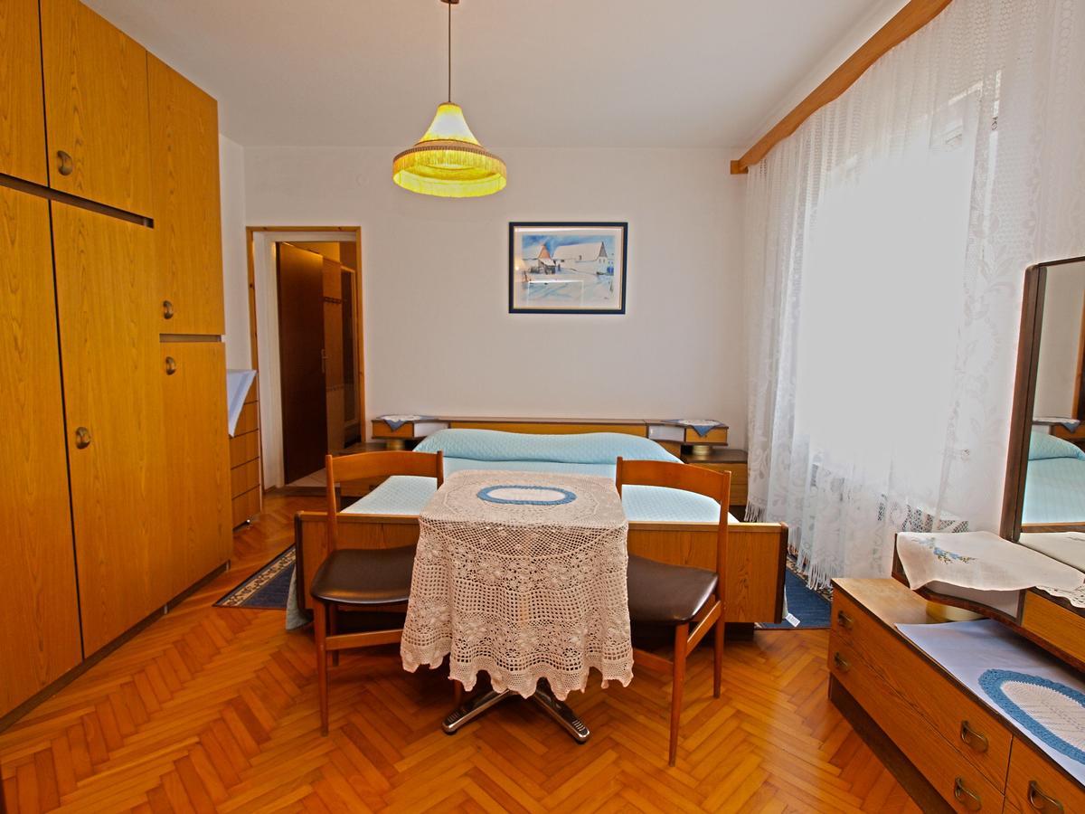 Rooms Milan 1370 Ровинь Экстерьер фото