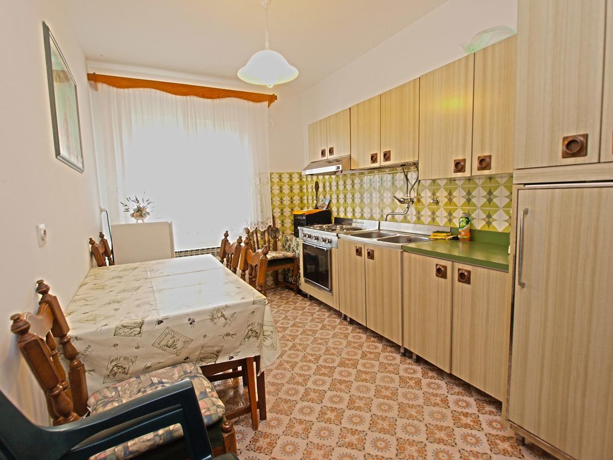 Rooms Milan 1370 Ровинь Экстерьер фото